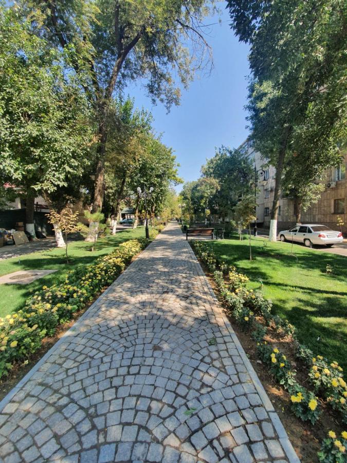 2-Х Комнатная Квартира Посуточно Shymkent Eksteriør billede